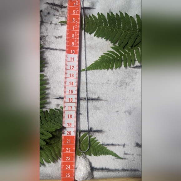 White agate druzy necklace - Picture 7 of 7